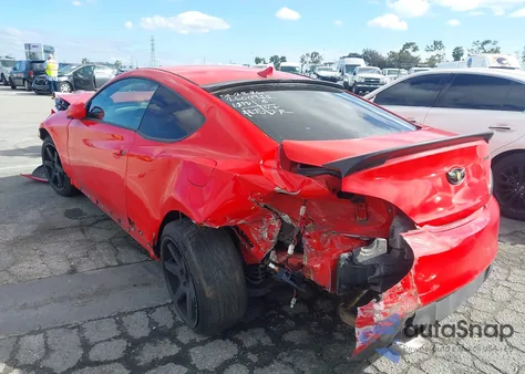 2010 Hyundai Genesis 2.0T z USA, uszkodzony, nr VIN KMHHT6KD7AU035413